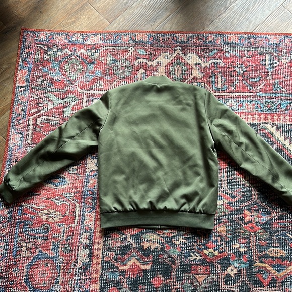 Everlane Green Bomber Jacket - Picture 2 of 3